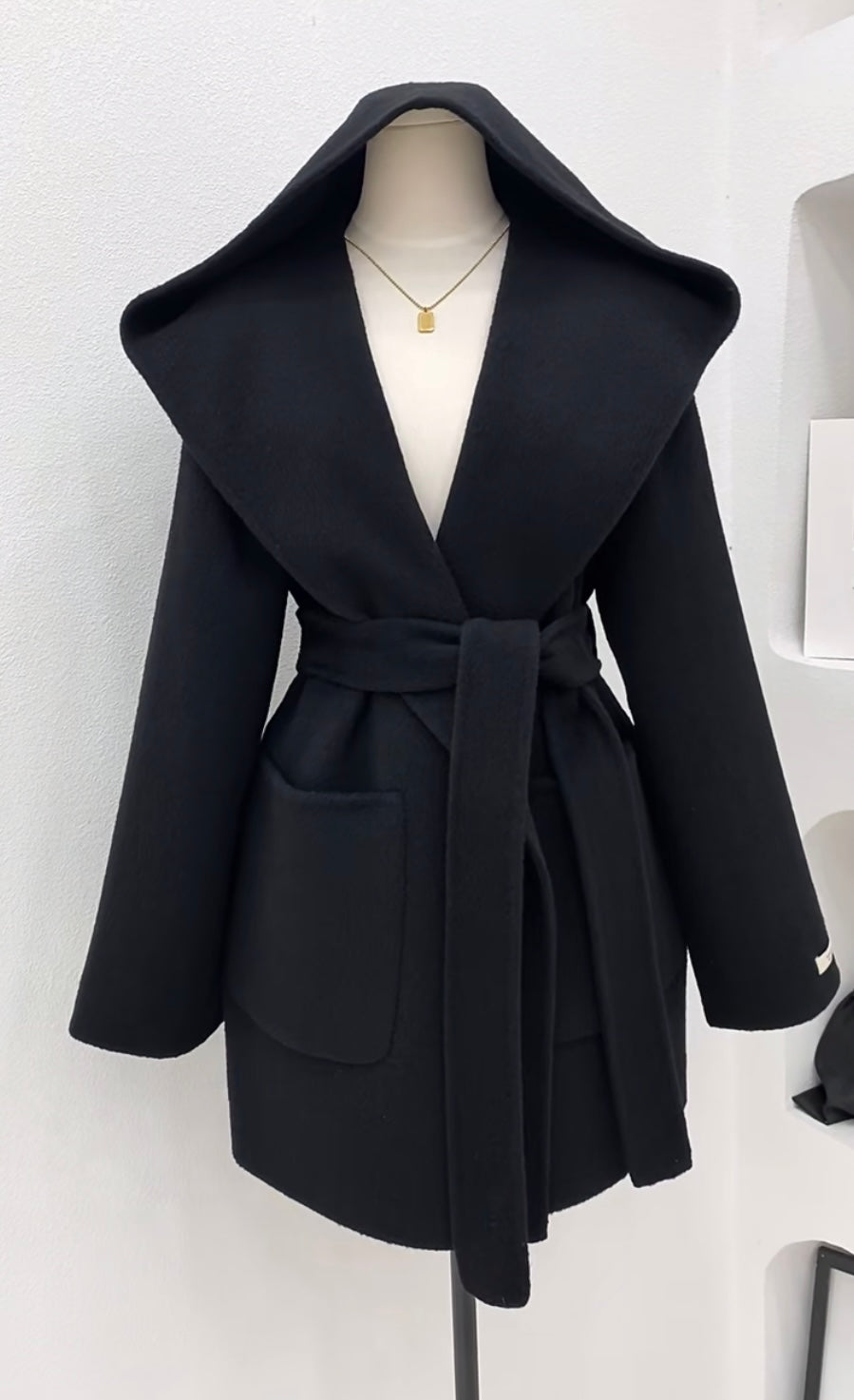 Cashmere coat